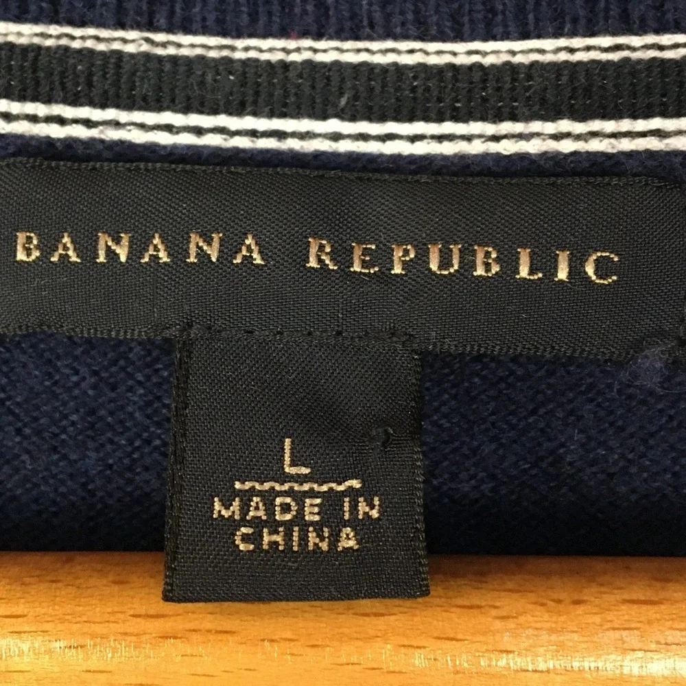Banana Republic Cashmere Cotton Blend‎ Men's Navy Argyle V-Neck Sweater Size L